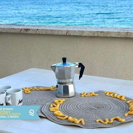 Rs321 - Marcelli, Trilocale Fronte Mare Con Spiaggia Inclusa Exteriör bild